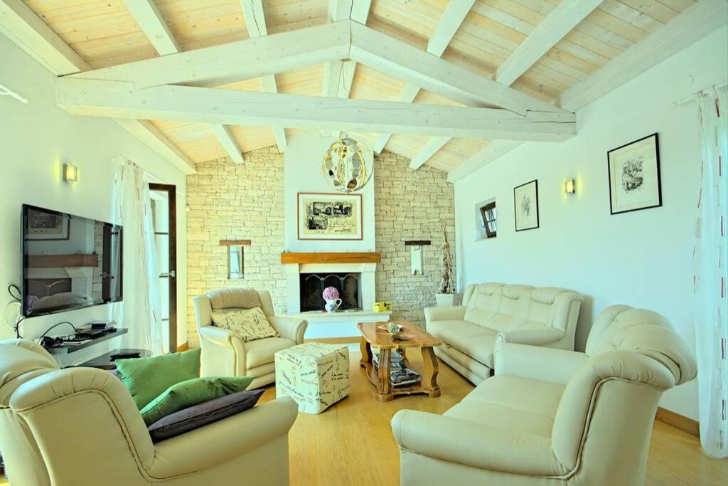 Villa Kanco Barban Exterior foto